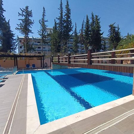 Blue & Yellow Penthouse With Terrace At Balaia Mar البوفيرا المظهر الخارجي الصورة