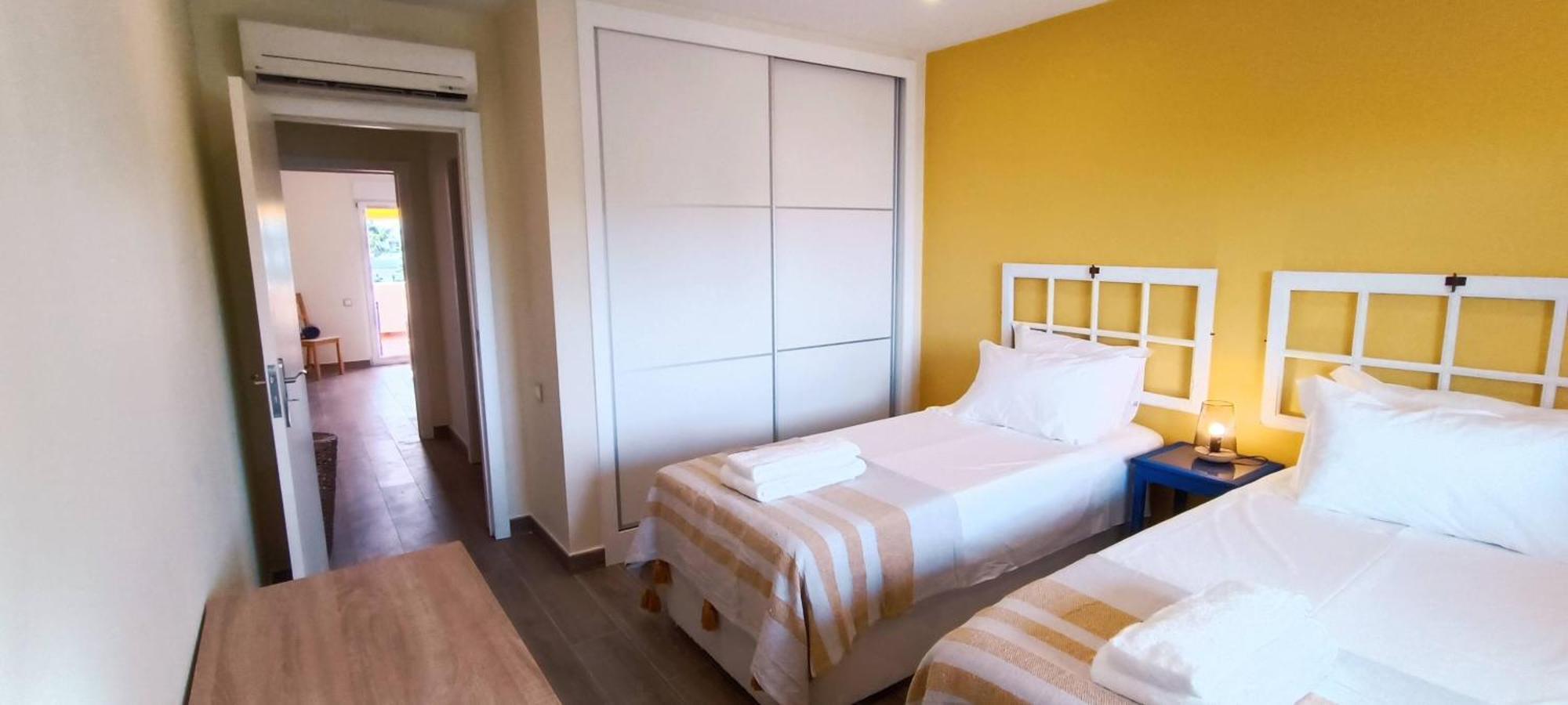 Blue & Yellow Penthouse With Terrace At Balaia Mar البوفيرا المظهر الخارجي الصورة